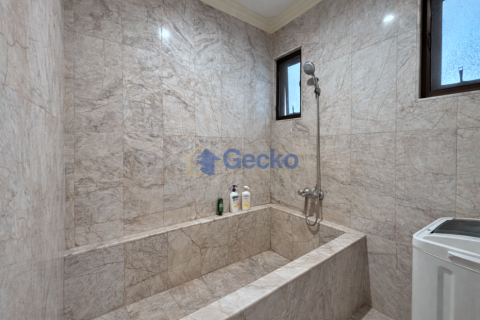 Condo in Pattaya, Thailand, 1 bedroom  № 195832 - photo 12