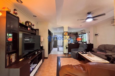 Condo in Pattaya, Thailand, 1 bedroom  № 195832 - photo 3
