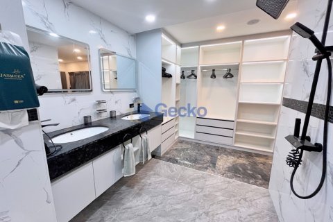 Condo in Pattaya, Thailand, 3 bedrooms  № 195827 - photo 21