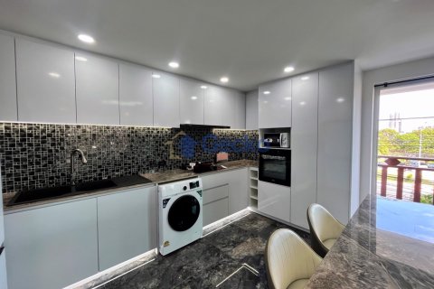 Condo in Pattaya, Thailand, 3 bedrooms  № 195827 - photo 10