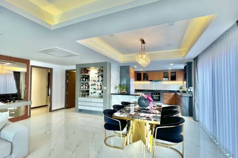 Вилла в Паттайе, Таиланд с 6 спальнями  № 136240 - фото 11