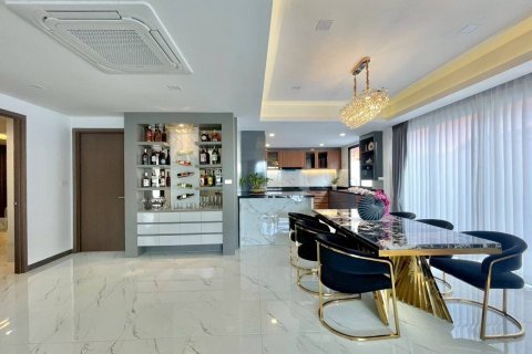 Вилла в Паттайе, Таиланд с 6 спальнями  № 136240 - фото 4