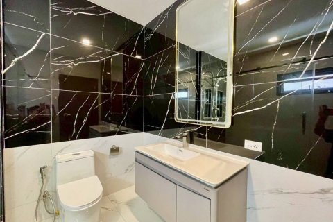 Вилла в Паттайе, Таиланд с 6 спальнями  № 136240 - фото 18