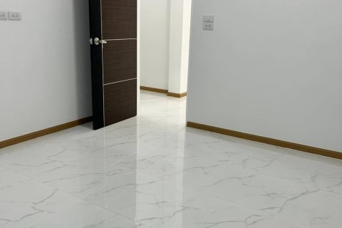 Дом в Сураттхани, Таиланд с 4 спальнями  № 170638 - фото 15