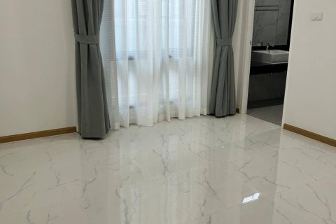 Дом в Сураттхани, Таиланд с 4 спальнями  № 170638 - фото 7