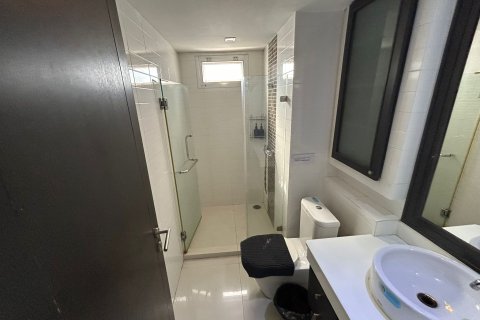 Отель в Ваттхане, Бангкок, Таиланд  № 170639 - фото 23