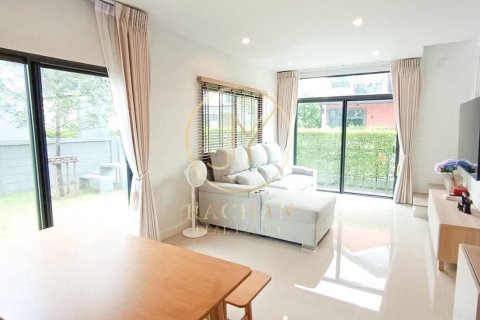 Maison à Bang Bua Thong, Thaïlande 3 chambres № 170641 - photo 11