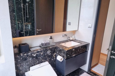 Condo in Bangkok, Thailand, 2 bedrooms  № 180724 - photo 14