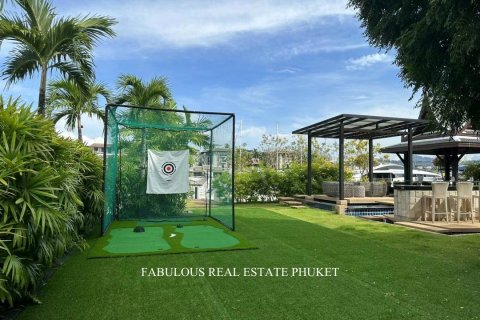 Villa in Ko Kaeo, Thailand 6 bedrooms № 179738 - photo 15
