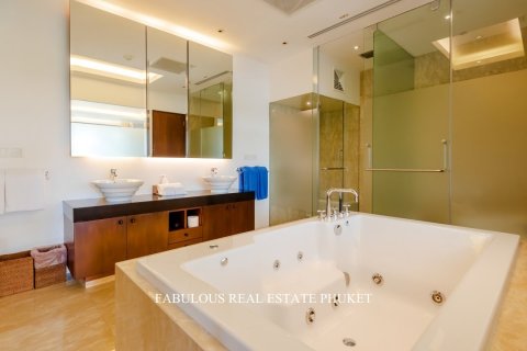 Villa in Ko Kaeo, Thailand 6 bedrooms № 179738 - photo 20