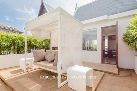 Villa in Ko Kaeo, Thailand 6 bedrooms № 179738 - photo 12