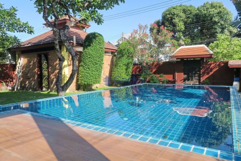 Maison à Pattaya, Thaïlande 4 chambres № 197094 - photo 18