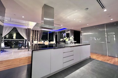 Eigentumswohnung in Bangkok, Thailand, 3 Schlafzimmer № 233278 - Foto 3