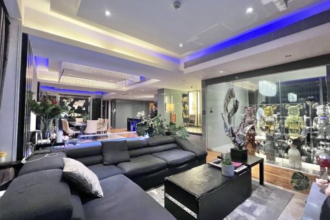 Eigentumswohnung in Bangkok, Thailand, 3 Schlafzimmer № 233278 - Foto 2