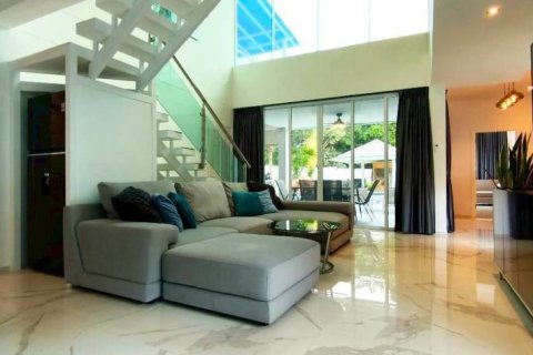 Вилла в Паттайе, Таиланд с 3 спальнями  № 158771 - фото 3