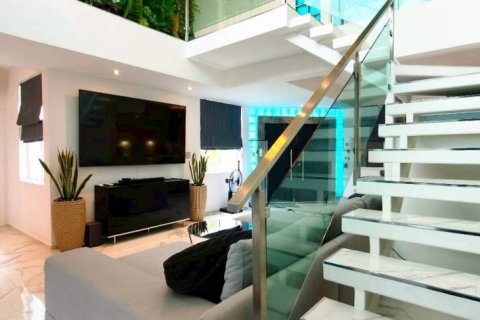 Вилла в Паттайе, Таиланд с 3 спальнями  № 158771 - фото 10