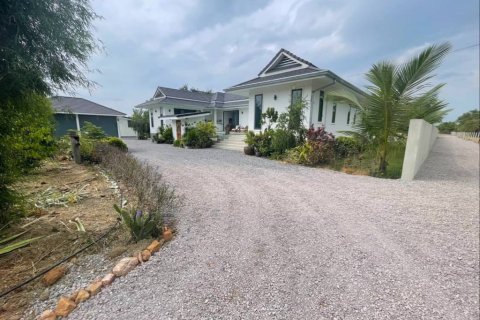 Вилла в Пран Бури, Таиланд с 3 спальнями  № 158773 - фото 4