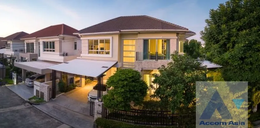 Haus in Saphan Sung, Bangkok, Thailand 3 Schlafzimmer № 216853