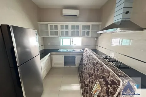 Haus in Bang Phli Yai, Thailand 4 Schlafzimmer № 216851 - Foto 8