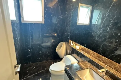 Haus in Bang Phli Yai, Thailand 4 Schlafzimmer № 216851 - Foto 24
