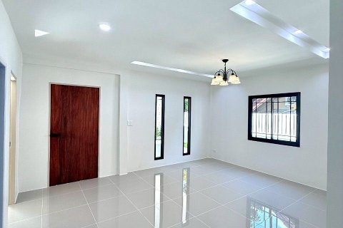House in Kathu, Thailand 3 bedrooms № 153075 - photo 5