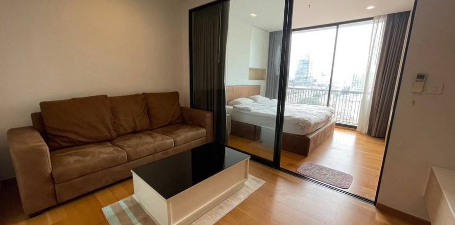 Студия в кондо в Банг Раке, Бангкок, Таиланд № 153077