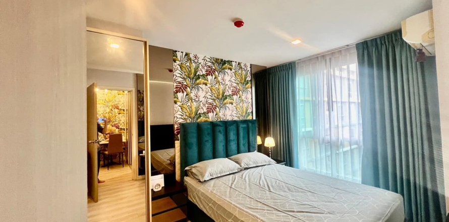 Studio in the Condo in Khlong Toei, Bangkok, Thailand № 156669