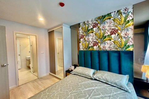 Studio in the Condo in Khlong Toei, Bangkok, Thailand № 156669 - photo 3