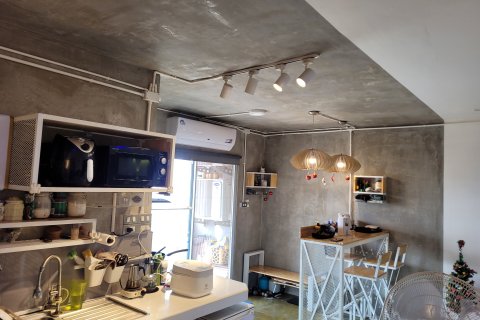 Studio in the Condo in Din Daeng, Bangkok, Thailand № 156674