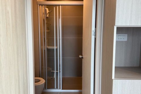 Studio dans le Condo à Chatuchak, Bangkok, Thaïlande  № 163209 - photo 12