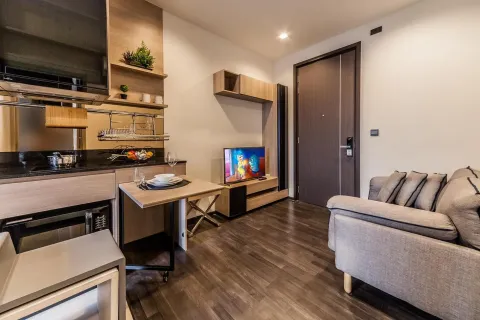 Studio dans le Condo à Din Daeng, Bangkok, Thaïlande  № 163206 - photo 3