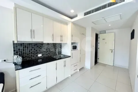 Condominio de 2 dormitorios en Pattaya, Tailandia № 210828 - foto 3