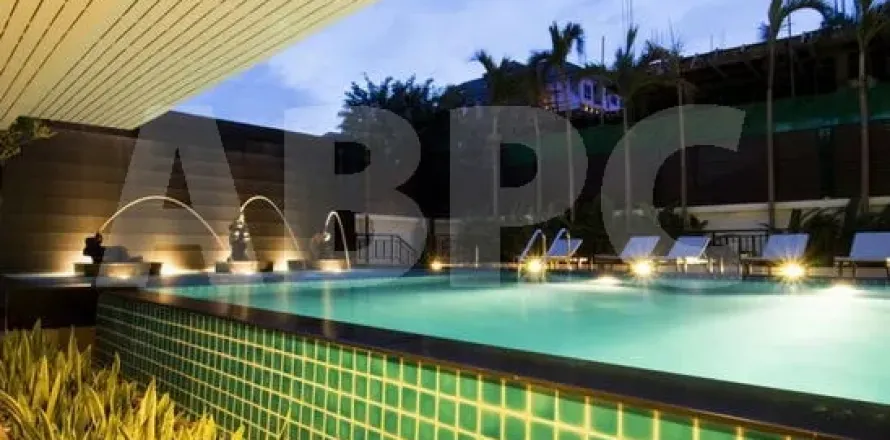 Condominio de 2 dormitorios en Pattaya, Tailandia № 210830