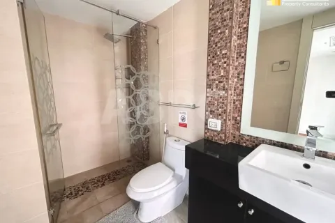 Condominio de 2 dormitorios en Pattaya, Tailandia № 210827 - foto 11