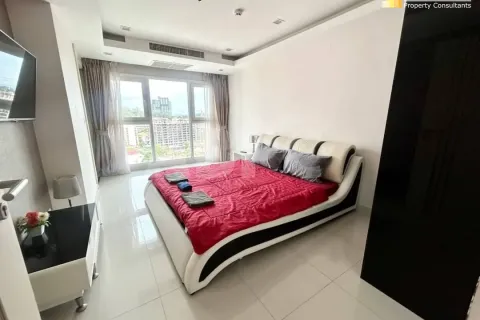 Condominio de 2 dormitorios en Pattaya, Tailandia № 210827 - foto 3