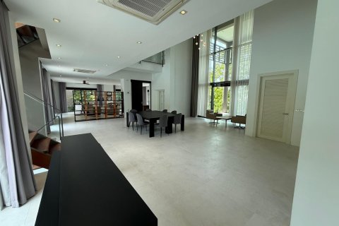 Villa in Hua Hin, Thailand 5 bedrooms № 163447 - photo 20