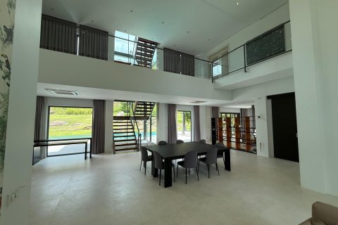 Villa in Hua Hin, Thailand 5 bedrooms № 163447 - photo 18
