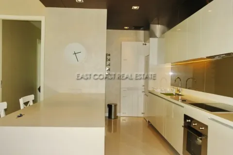 Condominio de 2 dormitorios en Jomtien Beach, Pattaya, Tailandia № 212861 - foto 6