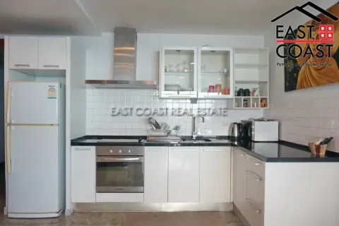 Condominio de 2 dormitorios en Pattaya, Tailandia № 212858 - foto 2