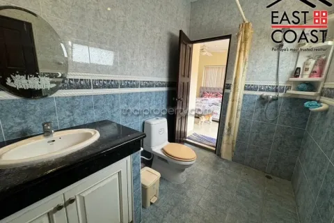 Casa de 3 dormitorios en Pattaya, Tailandia № 212862 - foto 30