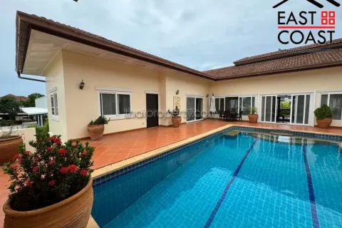 Casa de 3 dormitorios en Pattaya, Tailandia № 212862 - foto 2