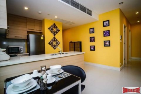 Apartment in Bangkok, Thailand 2 bedrooms № 193541 - photo 4