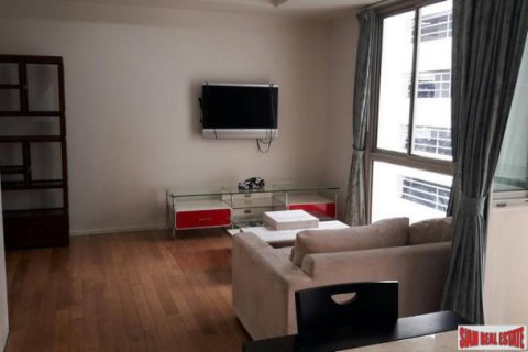 Apartment in Bangkok, Thailand 1 bedroom № 193540 - photo 3