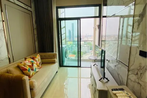 Condo à Khlong Toei, Bangkok, Thaïlande, 2 chambres  № 153649 - photo 1