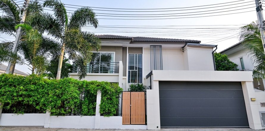 House in Pattaya, Thailand 2 bedrooms № 168915