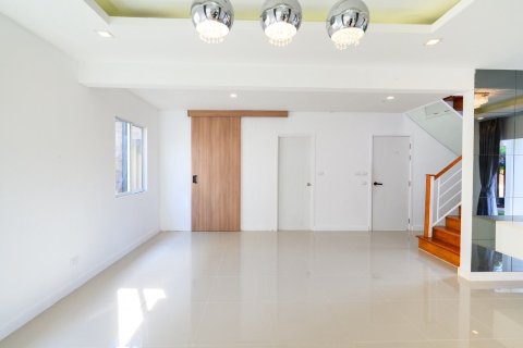 House in Pattaya, Thailand 2 bedrooms № 168915 - photo 24