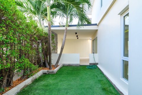 House in Pattaya, Thailand 2 bedrooms № 168915 - photo 12