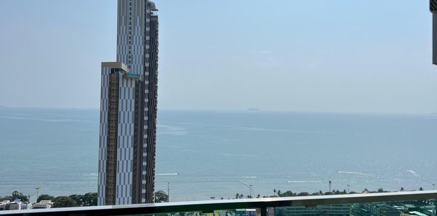 Condo in Pattaya, Thailand, 2 bedrooms  № 168916