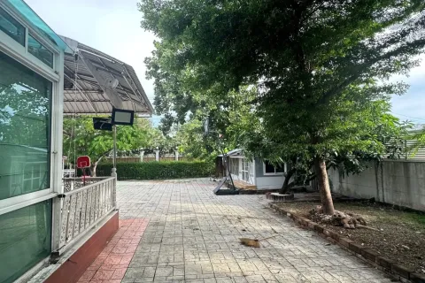 Maison à Samut Prakan, Thaïlande 4 chambres № 161689 - photo 19