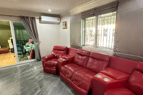 Maison à Samut Prakan, Thaïlande 4 chambres № 161689 - photo 2